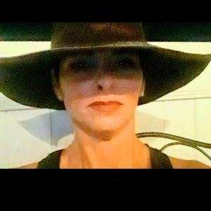 Meet your Posher, Patricia